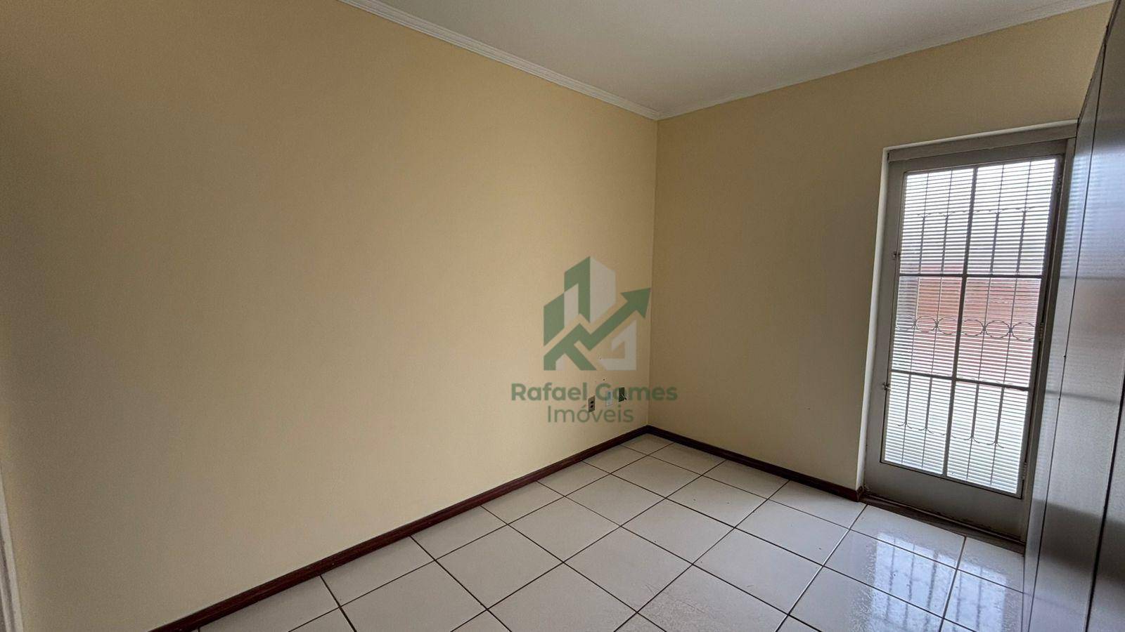 Casa, 3 quartos, 180 m² - Foto 4