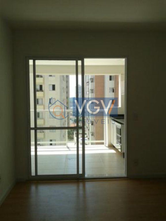 Apartamento à venda com 1 quarto, 53m² - Foto 2