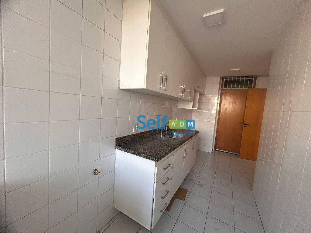 Apartamento para alugar com 2 quartos, 97m² - Foto 11