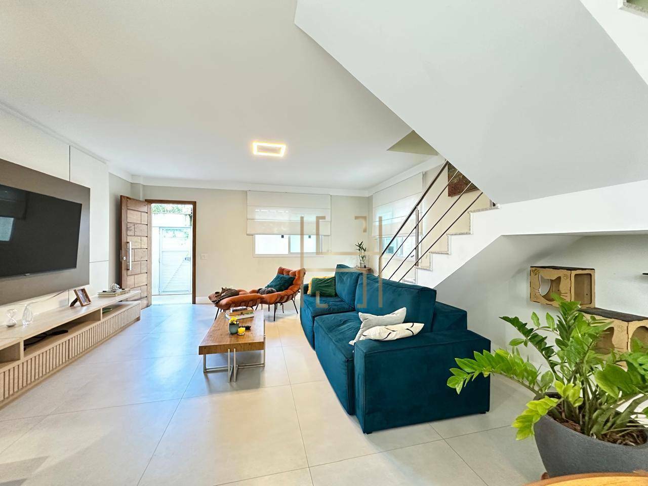 Casa à venda com 4 quartos, 170m² - Foto 12