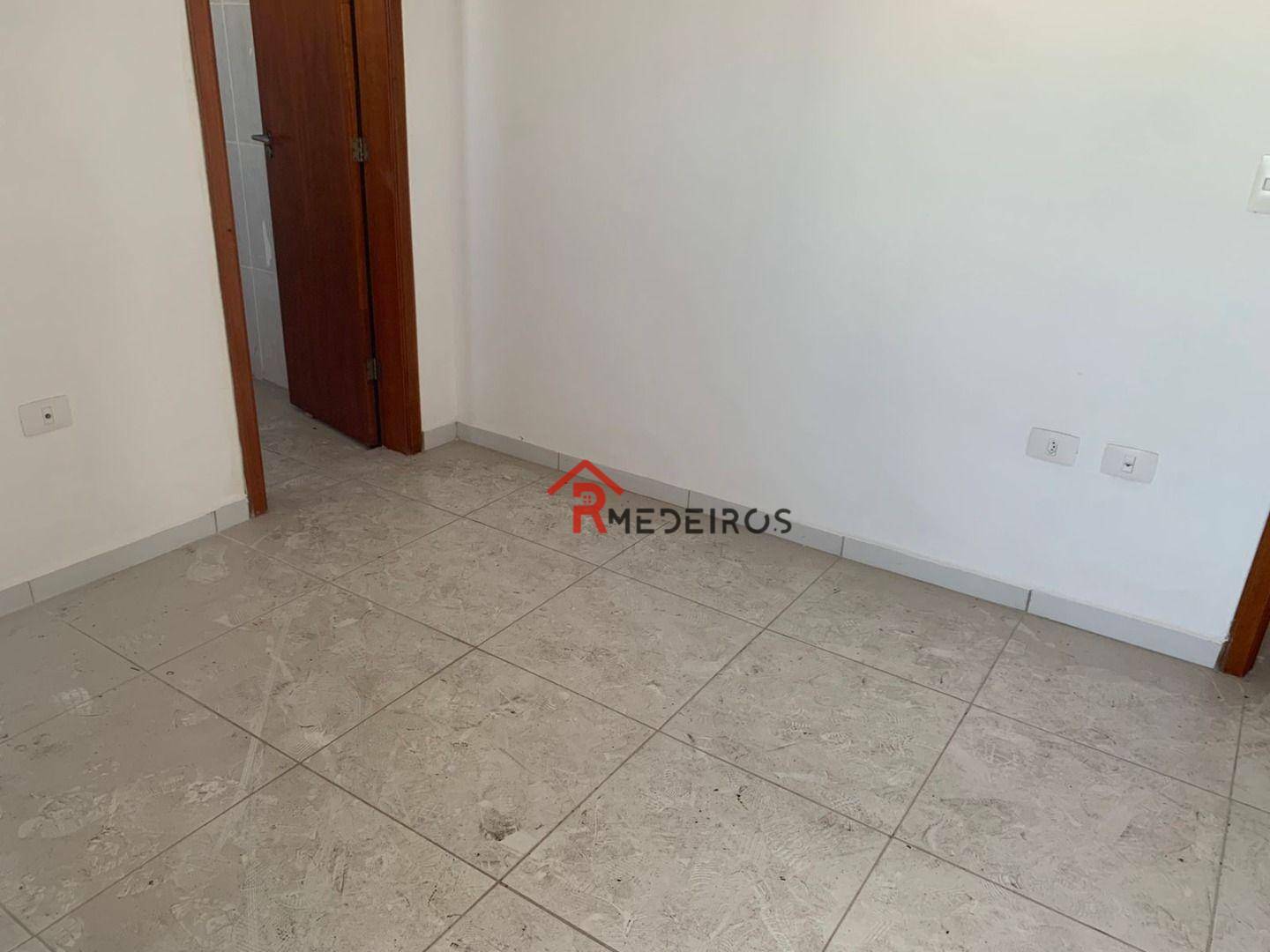 Apartamento à venda com 2 quartos, 75m² - Foto 21