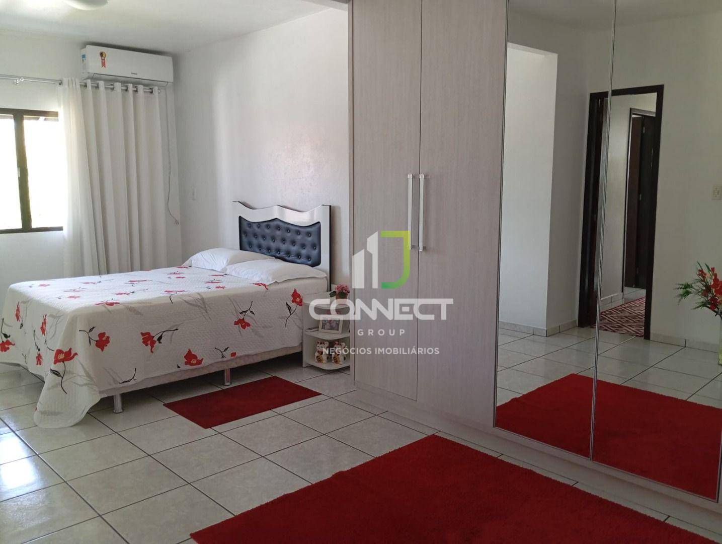 Casa à venda com 4 quartos, 240m² - Foto 8
