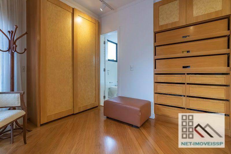 Apartamento à venda com 2 quartos, 142m² - Foto 9