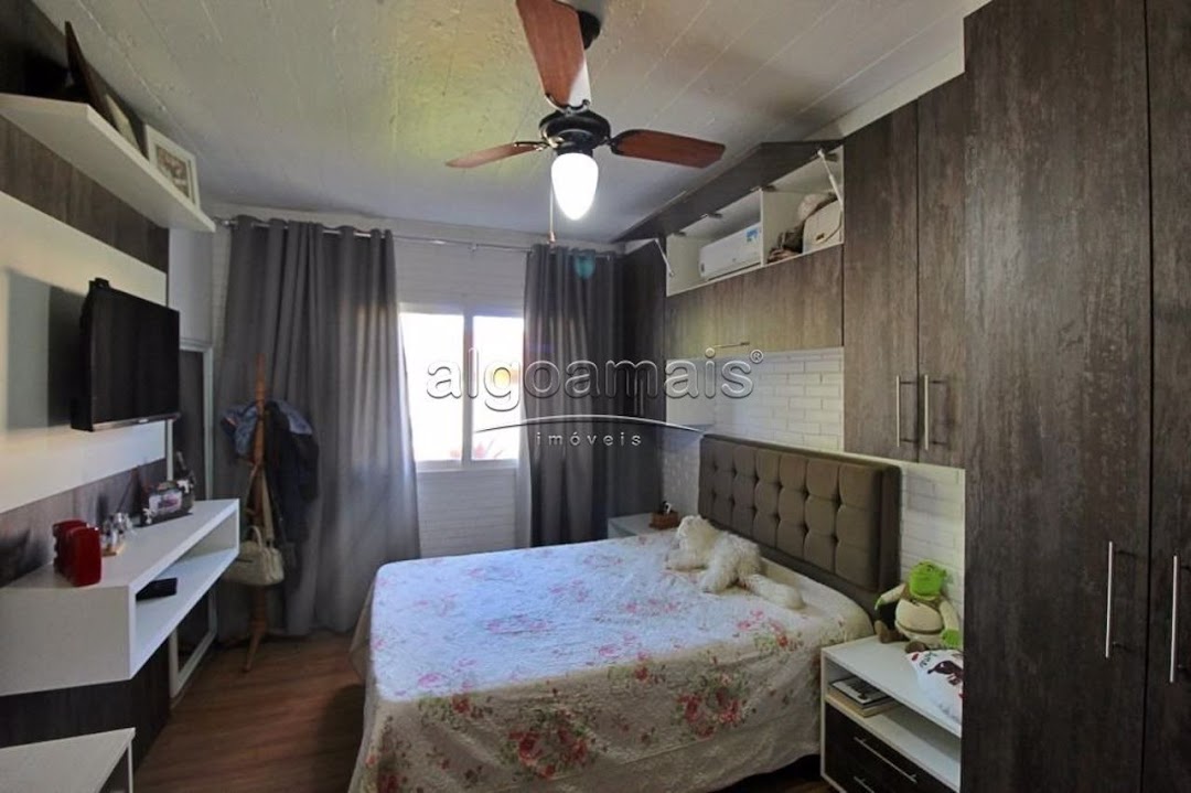 Casa à venda com 4 quartos, 200m² - Foto 26