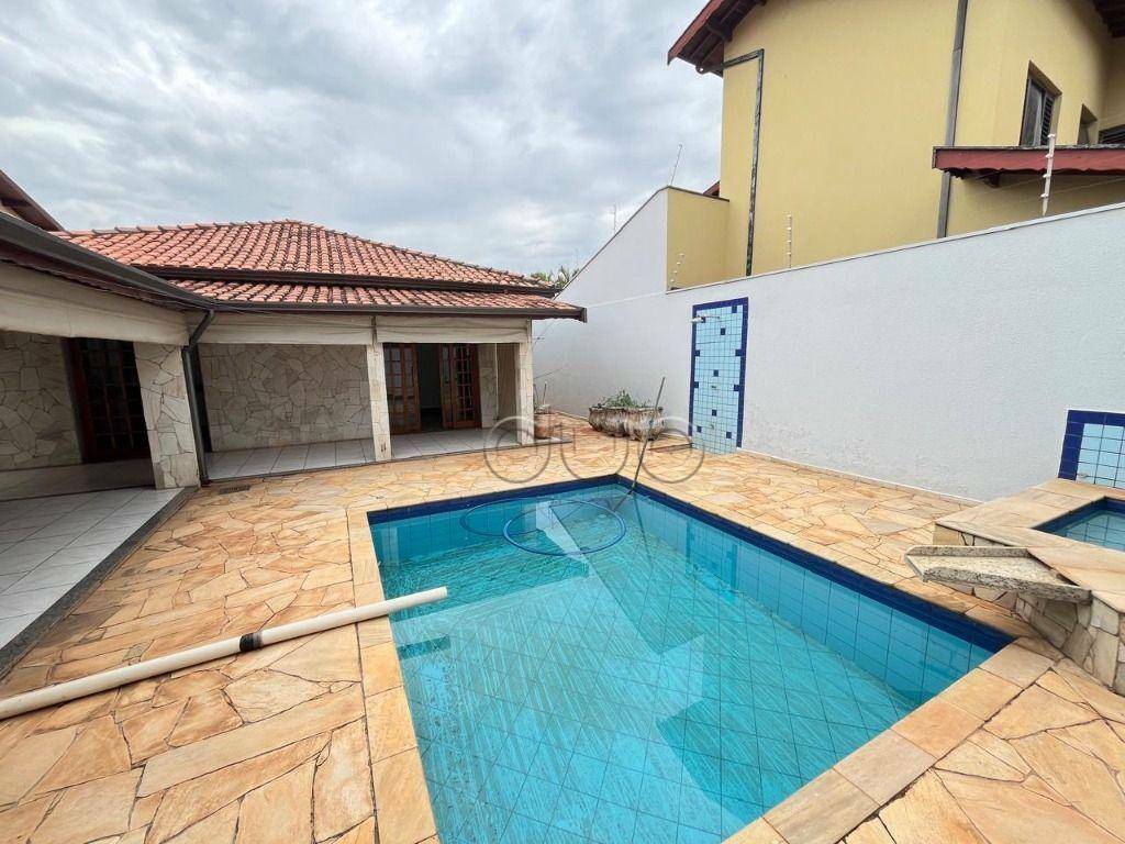 Casa à venda com 3 quartos, 200m² - Foto 39