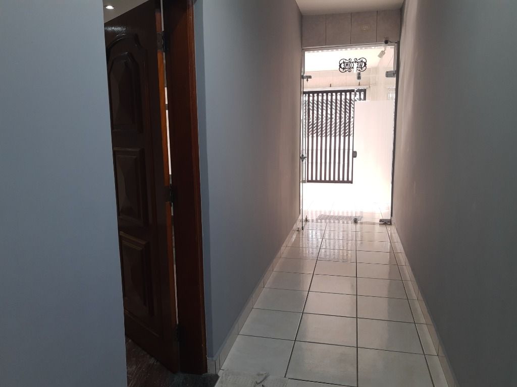 Sobrado à venda com 4 quartos, 250m² - Foto 95