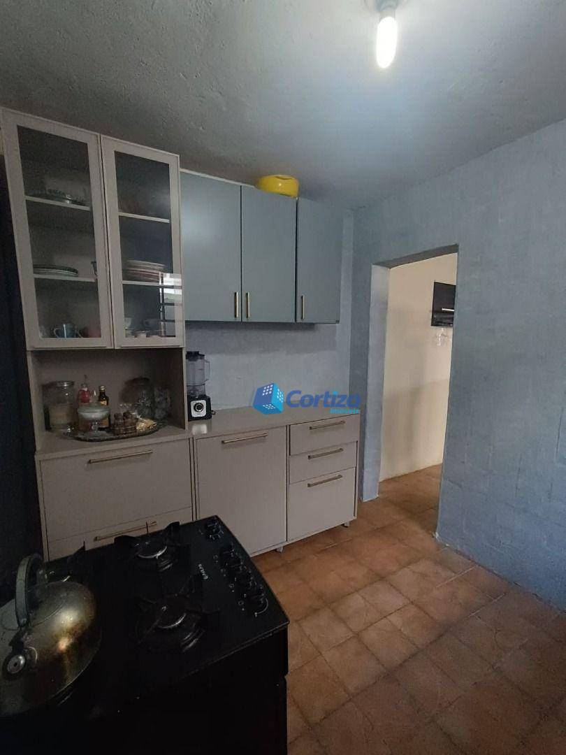 Casa à venda com 2 quartos, 87m² - Foto 4