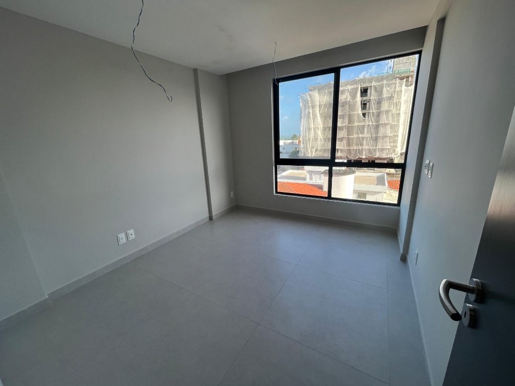 Apartamento à venda com 3 quartos, 101m² - Foto 11