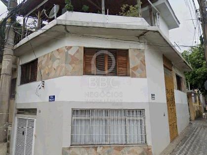 Sobrado à venda com 3 quartos, 240m² - Foto 1