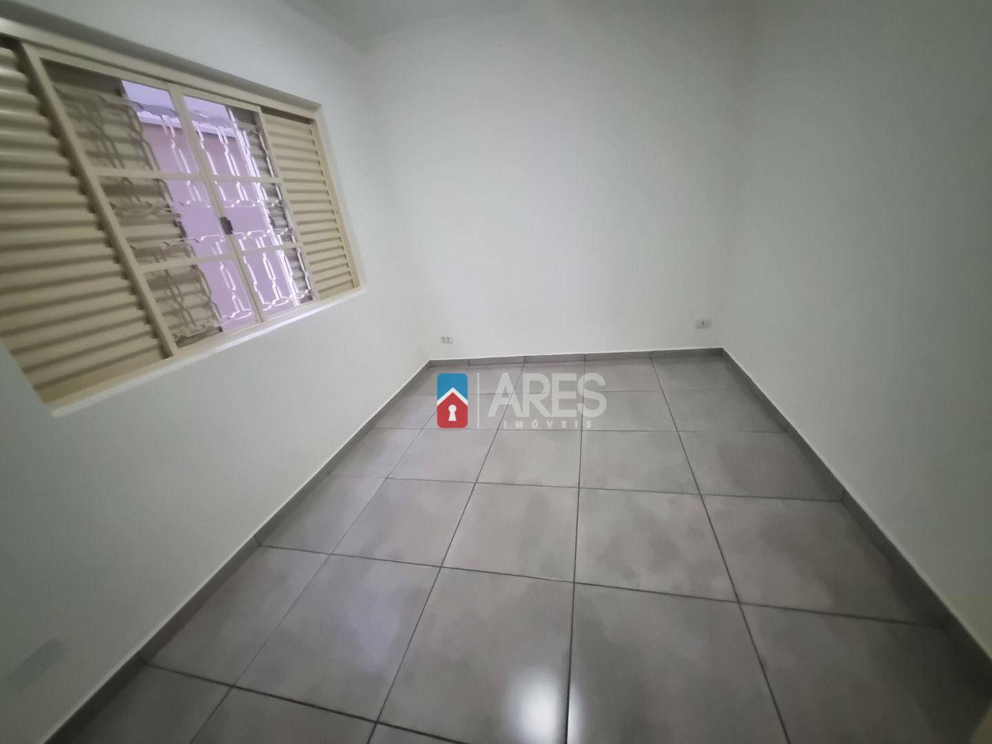 Casa à venda com 4 quartos, 153m² - Foto 6