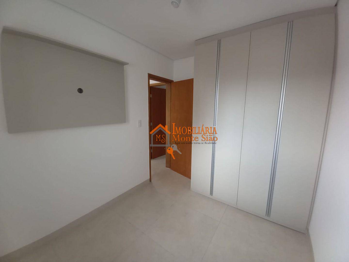 Apartamento à venda com 2 quartos, 40m² - Foto 15