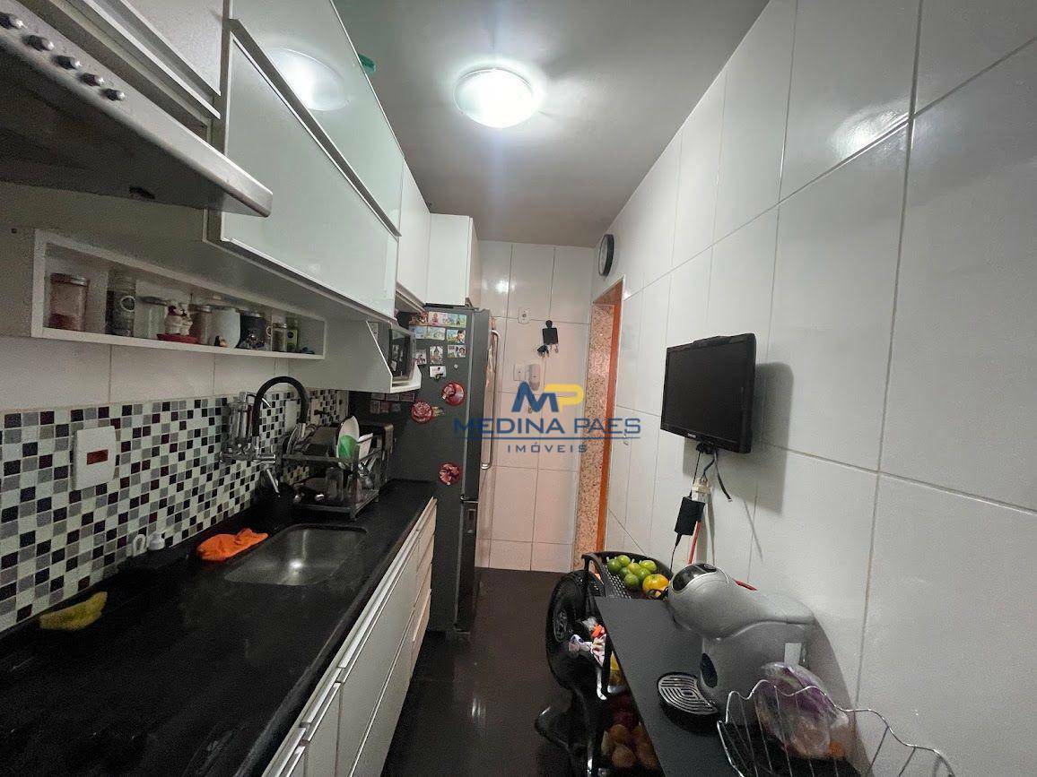 Apartamento à venda com 2 quartos, 76m² - Foto 10