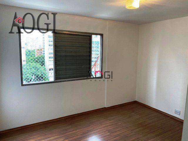 Apartamento para alugar com 3 quartos, 120m² - Foto 16