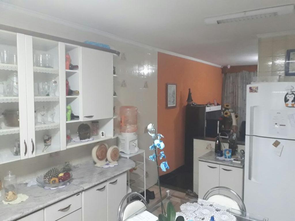 Sobrado à venda com 2 quartos, 135m² - Foto 1