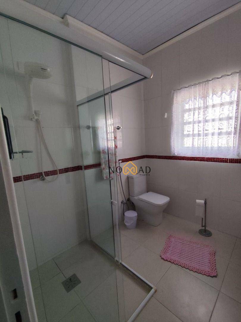 Casa de Condomínio à venda com 5 quartos, 240m² - Foto 54