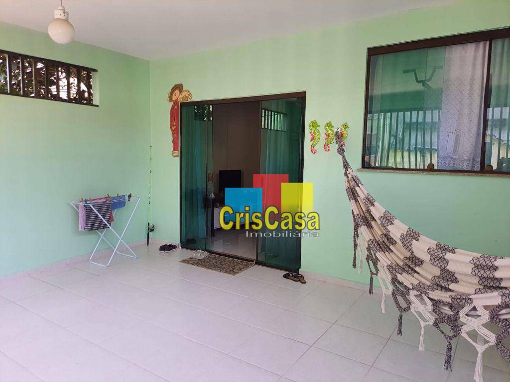 Casa à venda com 3 quartos, 250m² - Foto 4