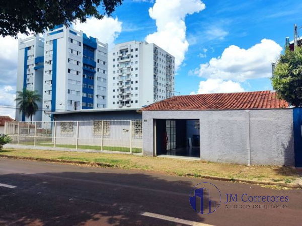 Casa à venda com 3 quartos, 192m² - Foto 2