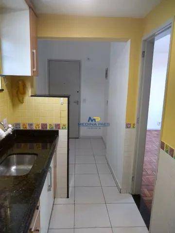 Apartamento à venda com 2 quartos, 60m² - Foto 4