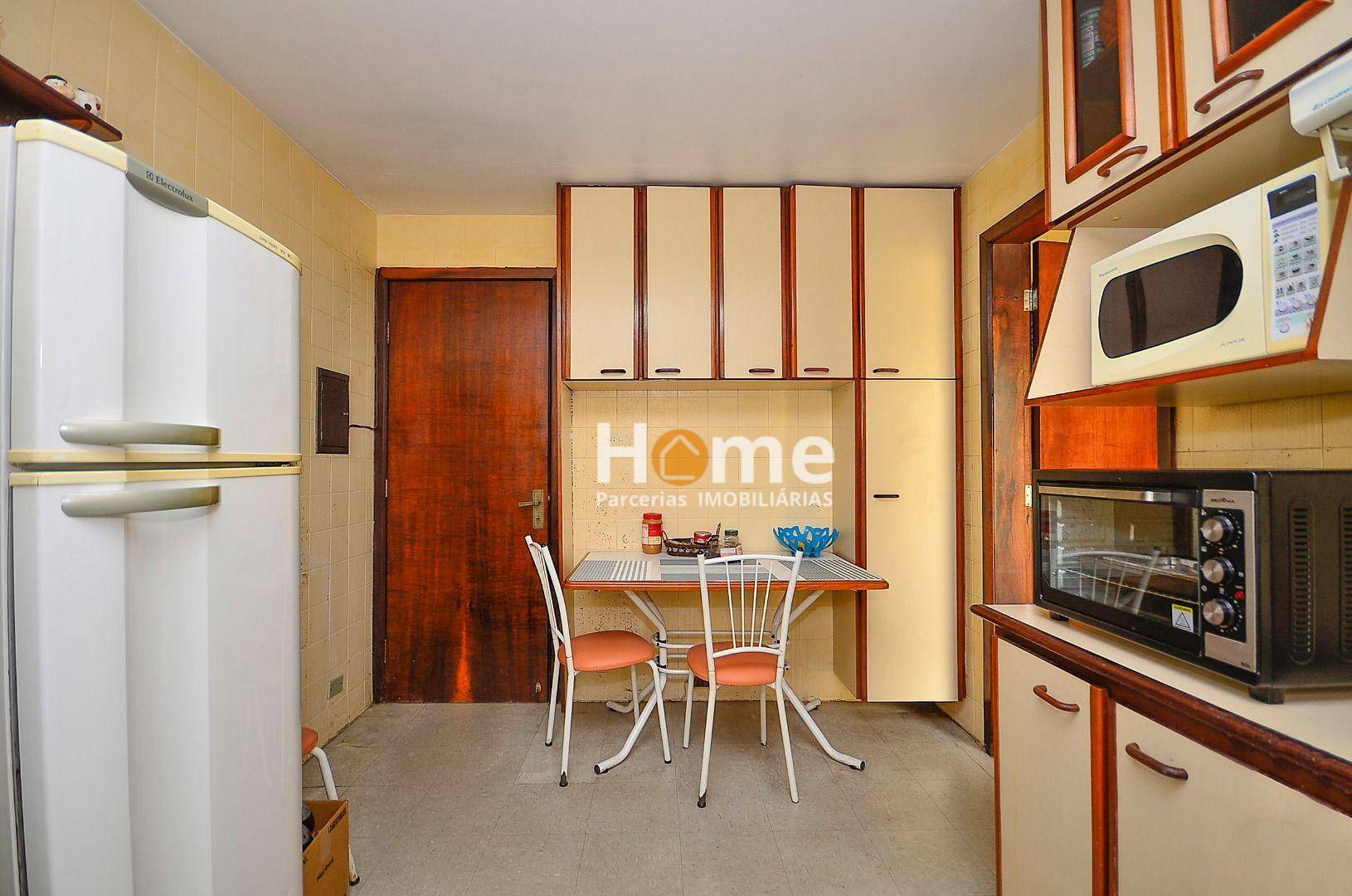 Casa à venda com 3 quartos, 300m² - Foto 39