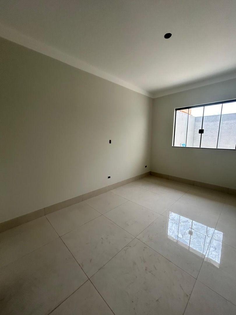 Casa à venda com 3 quartos, 84m² - Foto 7