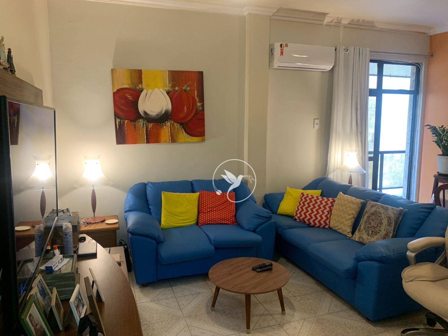 Apartamento à venda com 3 quartos, 128m² - Foto 2