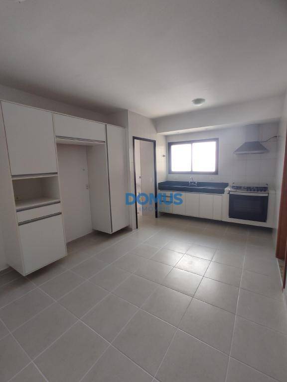 Apartamento à venda e aluguel com 4 quartos, 157m² - Foto 29