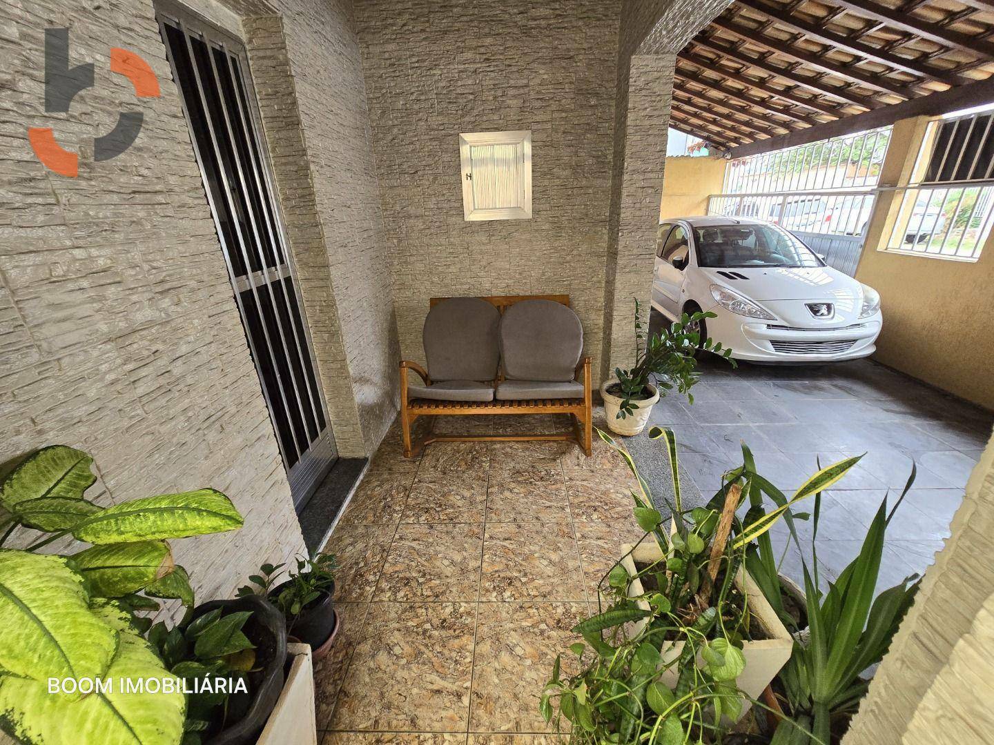 Casa à venda com 3 quartos, 114m² - Foto 2