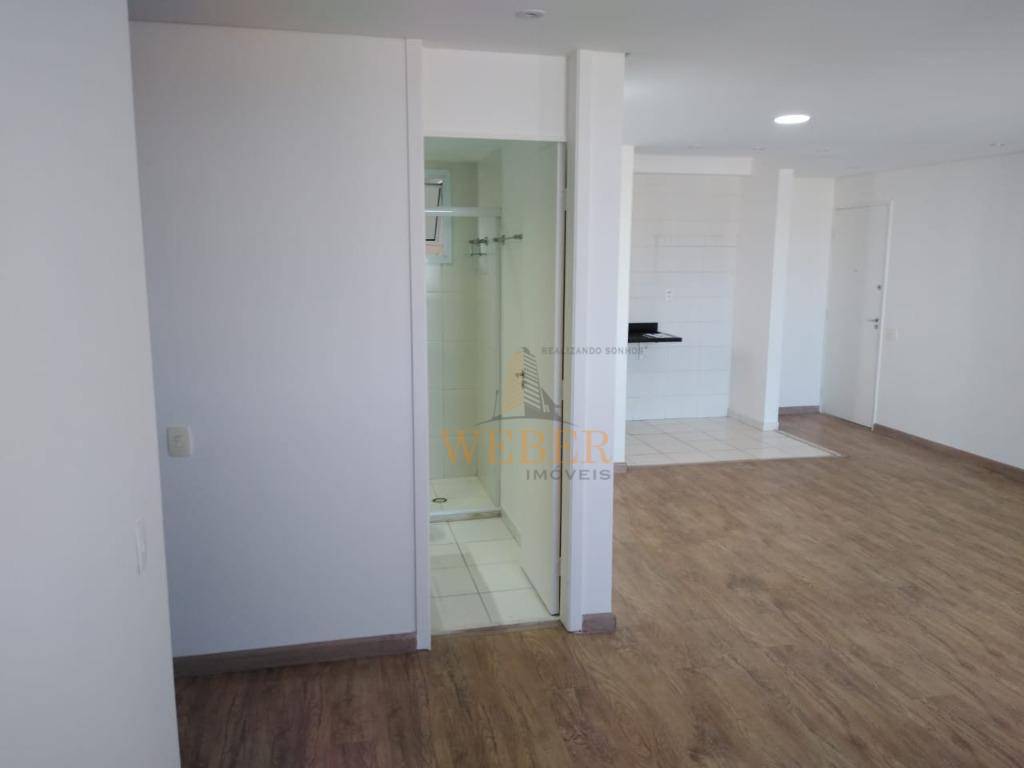 Apartamento à venda com 2 quartos, 70m² - Foto 9