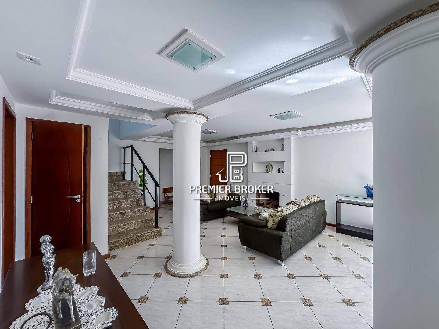 Casa de Condomínio à venda com 5 quartos, 213m² - Foto 6
