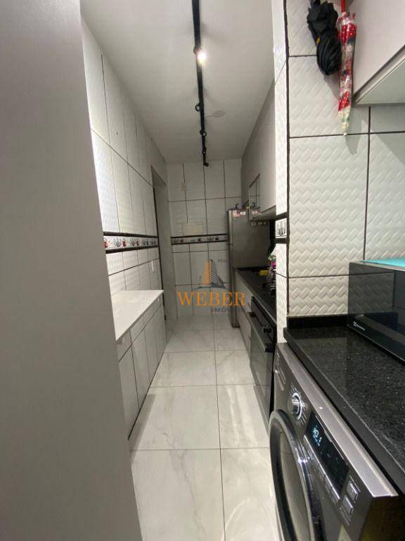 Apartamento à venda com 2 quartos, 48m² - Foto 4