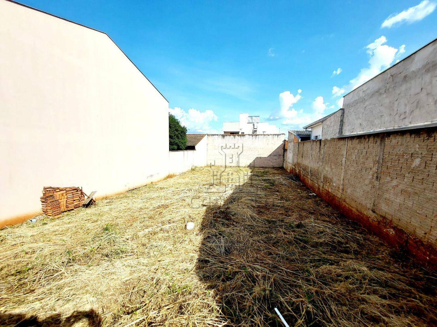 Terreno à venda, 250M2 - Foto 1