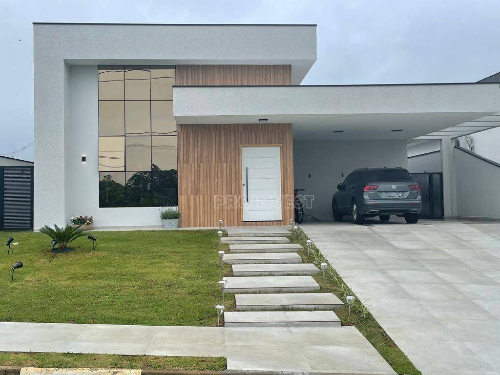 Casa de Condomínio à venda com 3 quartos, 241m² - Foto 1