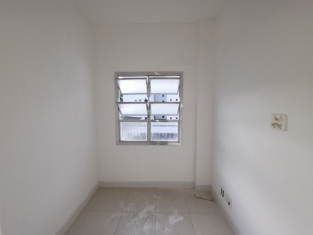 Apartamento à venda com 3 quartos, 100m² - Foto 9