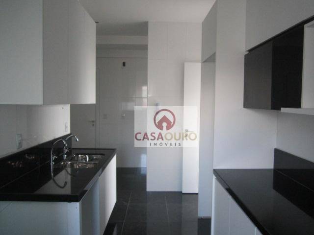 Apartamento à venda com 4 quartos, 133m² - Foto 7