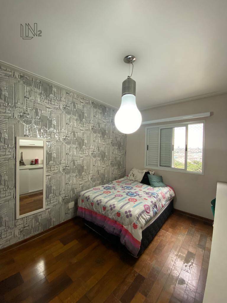 Apartamento à venda com 4 quartos, 145m² - Foto 27