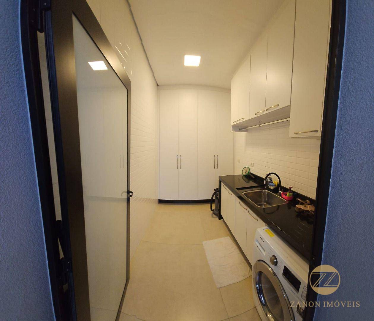 Casa de Condomínio à venda com 3 quartos, 222m² - Foto 2