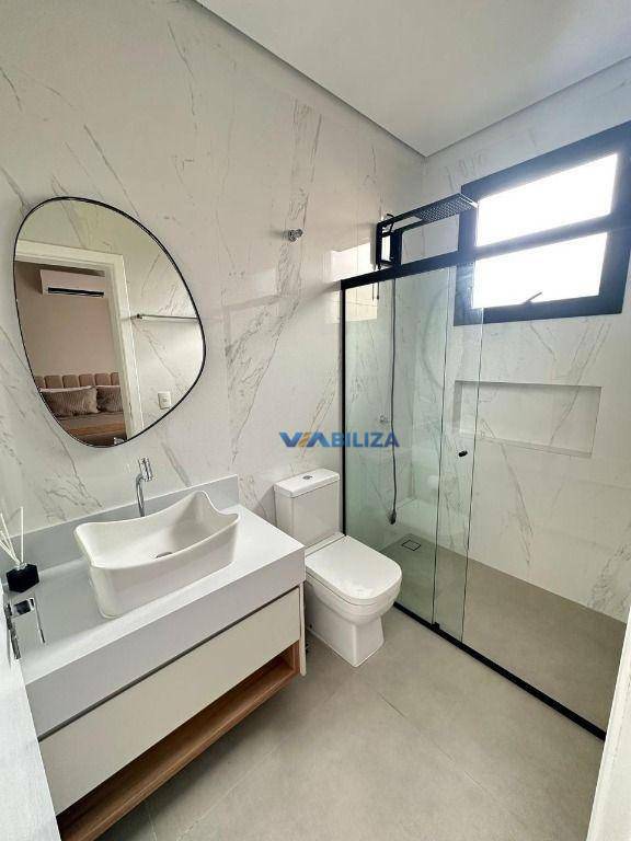 Casa de Condomínio à venda com 4 quartos, 258m² - Foto 13