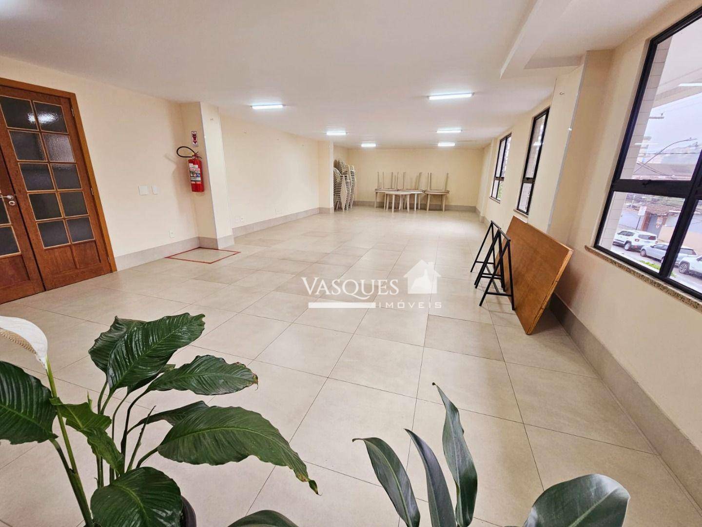 Apartamento à venda com 2 quartos, 63m² - Foto 19