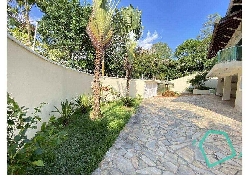 Casa de Condomínio para alugar com 3 quartos, 500m² - Foto 42