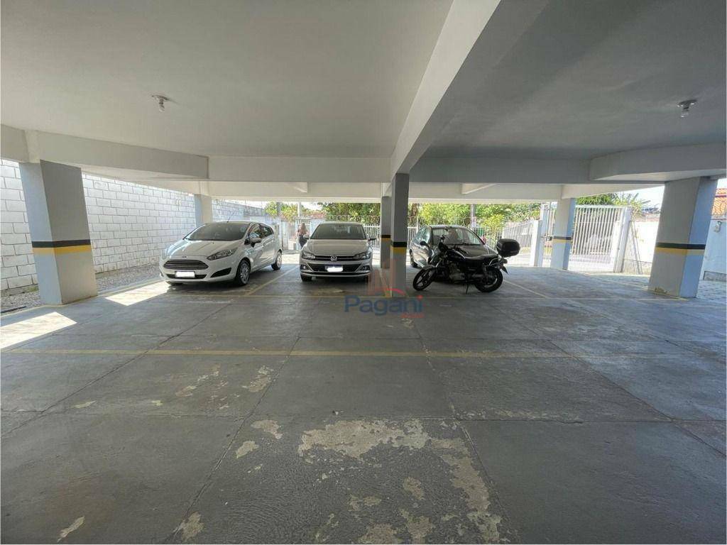 Apartamento à venda com 2 quartos, 96m² - Foto 13