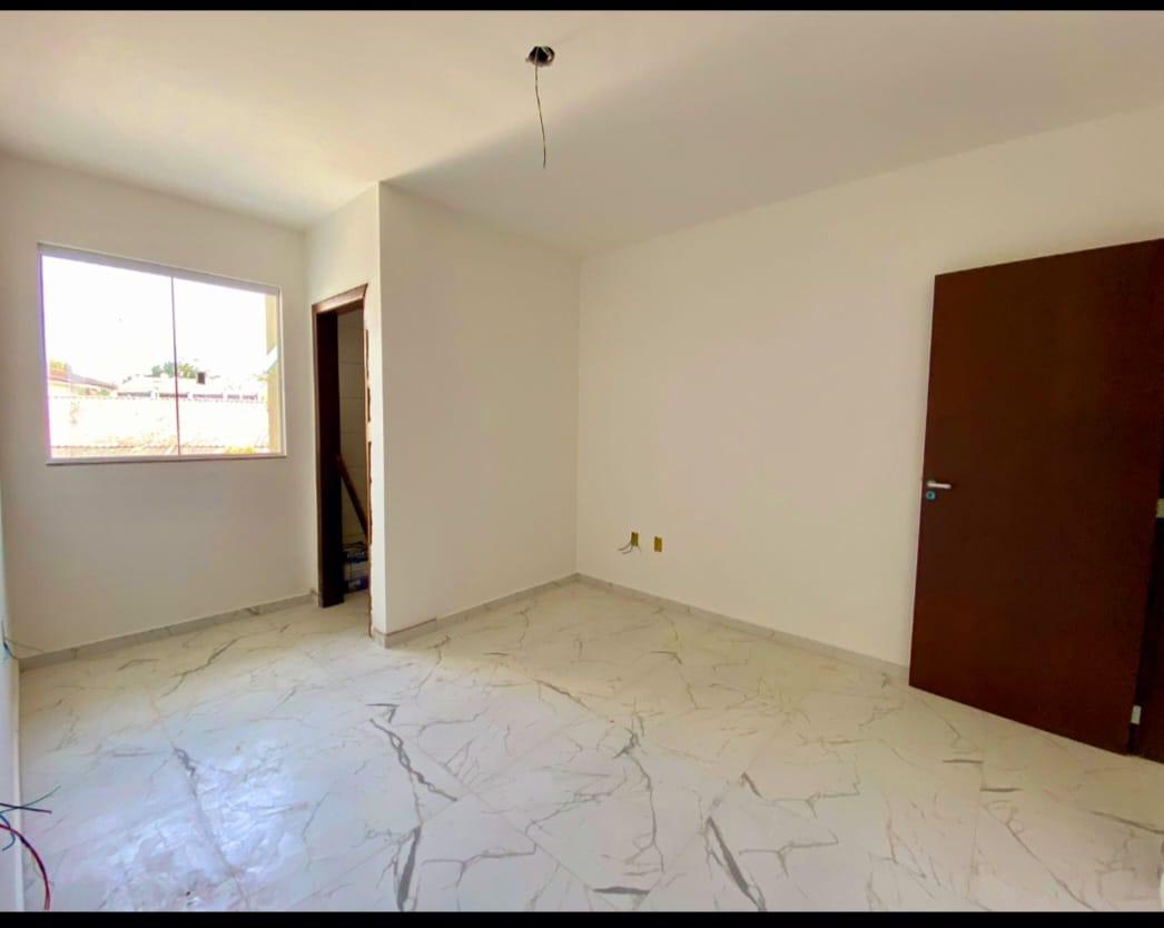 Casa à venda com 2 quartos, 83m² - Foto 10