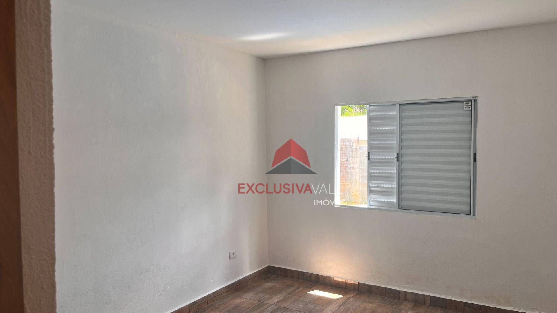 Casa de Condomínio à venda com 4 quartos, 242m² - Foto 9