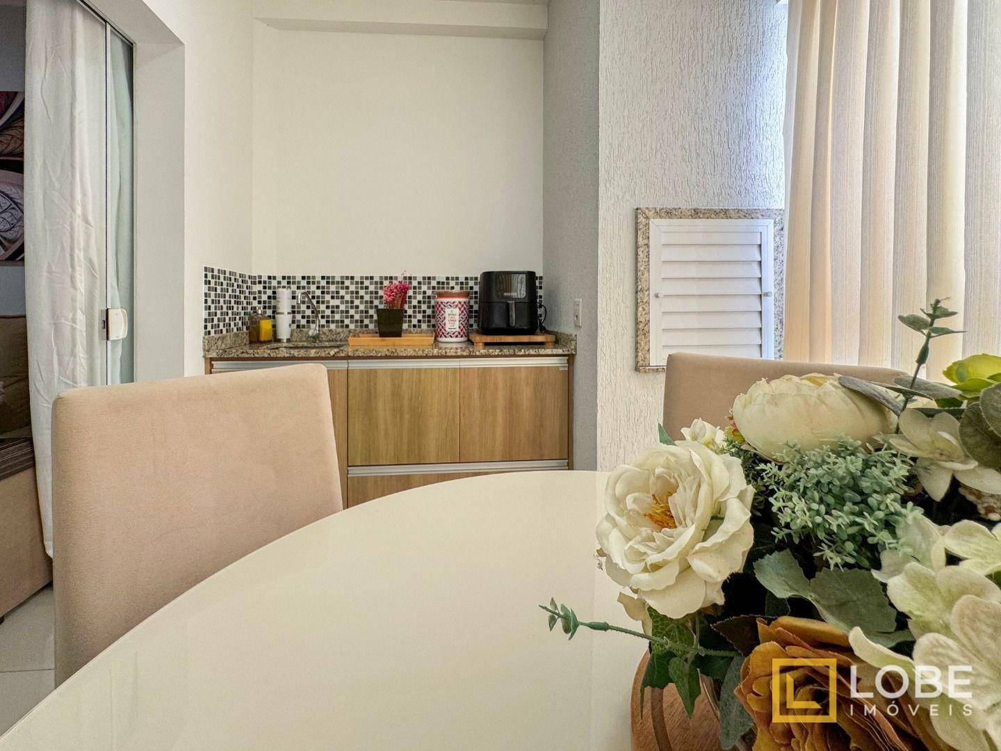 Apartamento à venda com 2 quartos, 80m² - Foto 9
