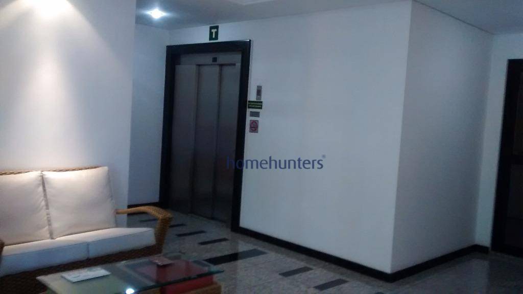 Apartamento à venda com 3 quartos, 128m² - Foto 46