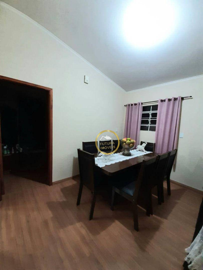 Casa à venda com 3 quartos, 207m² - Foto 14