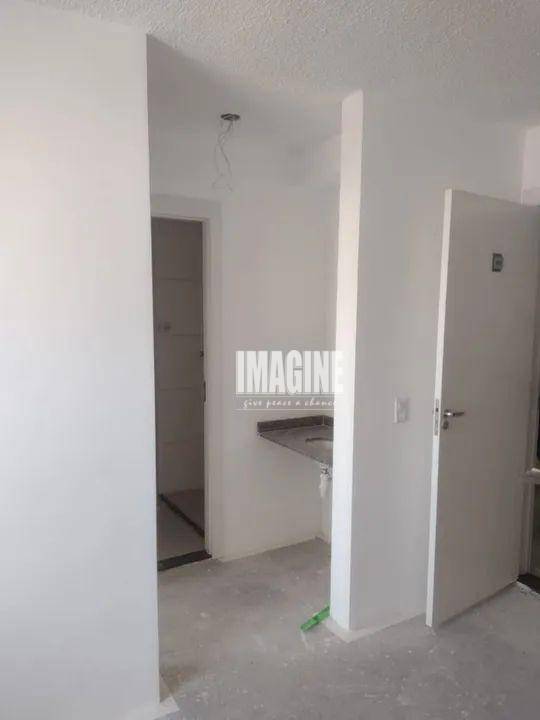 Apartamento à venda com 2 quartos, 35m² - Foto 6