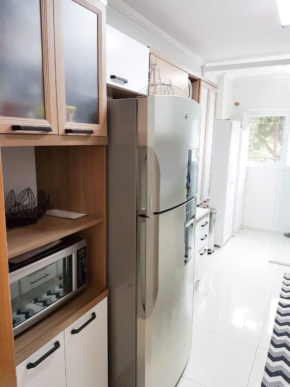 Apartamento à venda com 2 quartos, 62m² - Foto 10