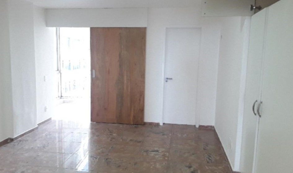 Apartamento à venda com 3 quartos, 164m² - Foto 4