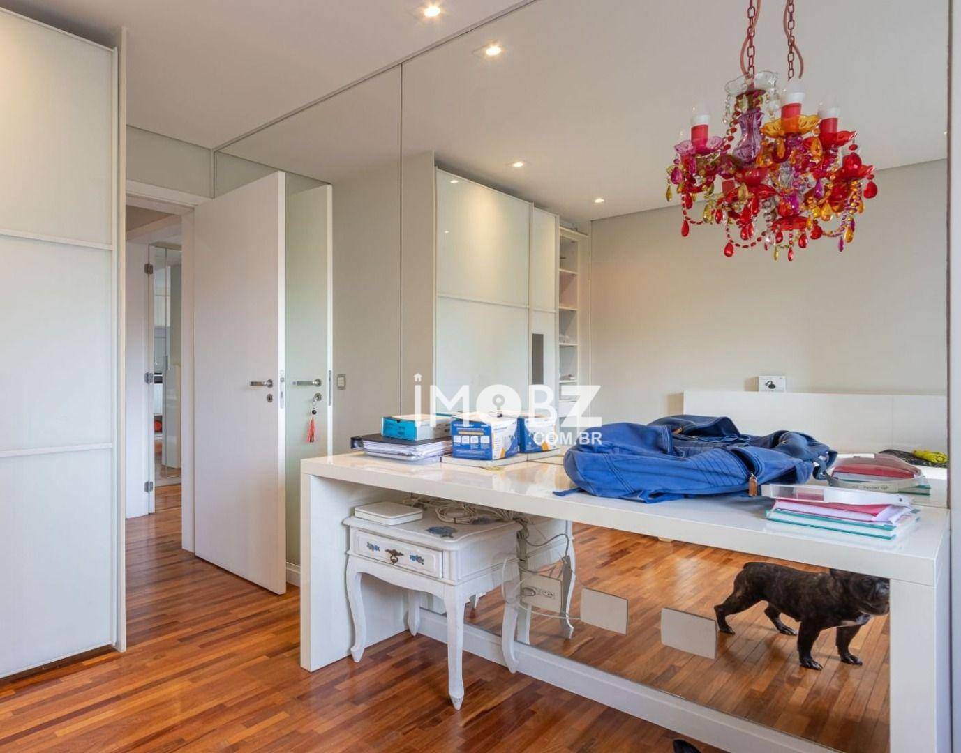 Apartamento à venda com 4 quartos, 223m² - Foto 15