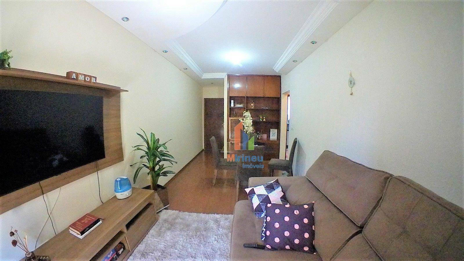 Apartamento à venda com 1 quarto, 55m² - Foto 1